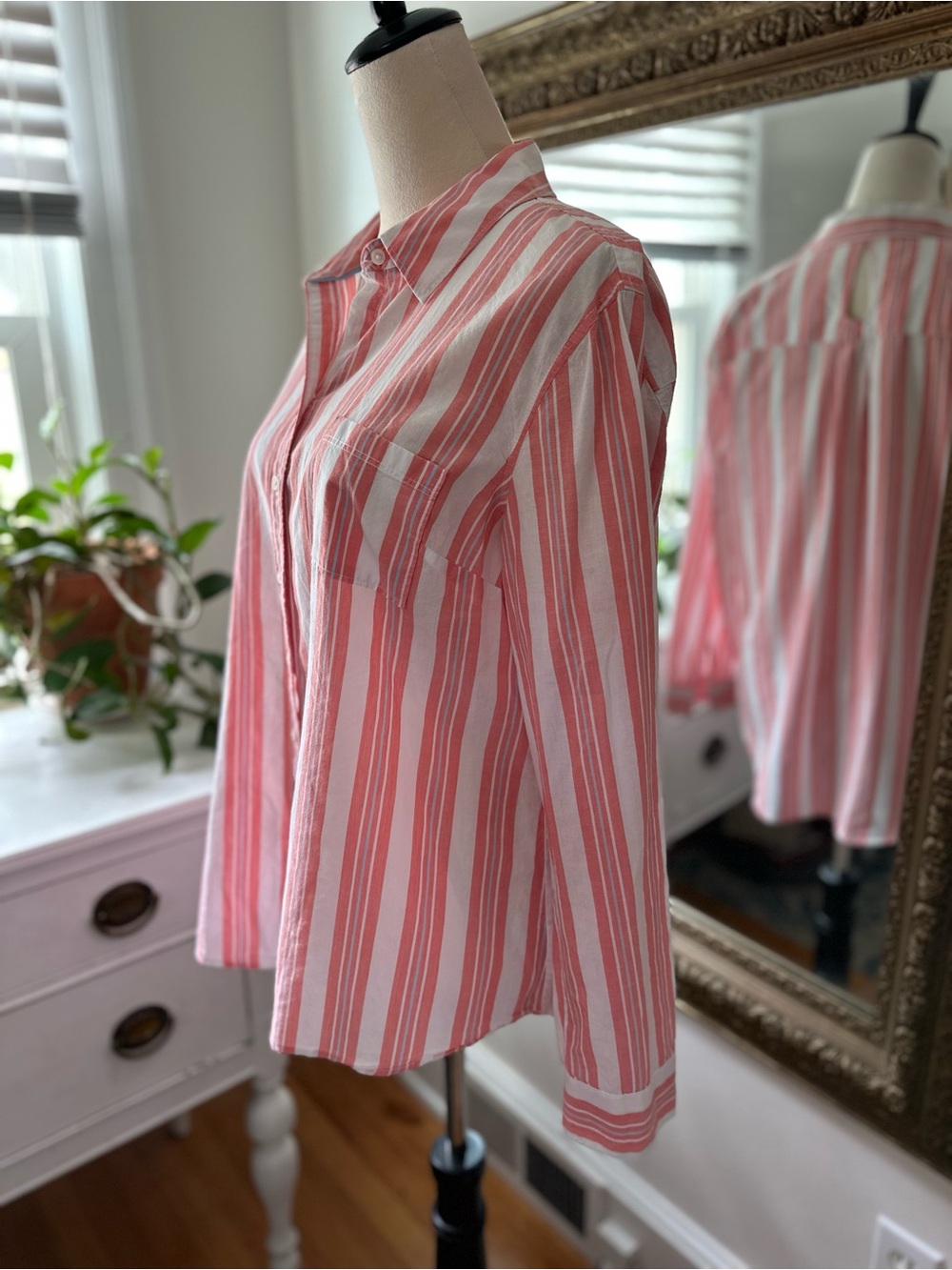 Crown & Ivy 100% cotton button up blouse large coastal grandma keyhole soft
